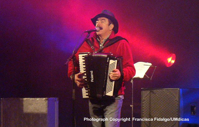 Thumbnail da galeria Enterro da Gata